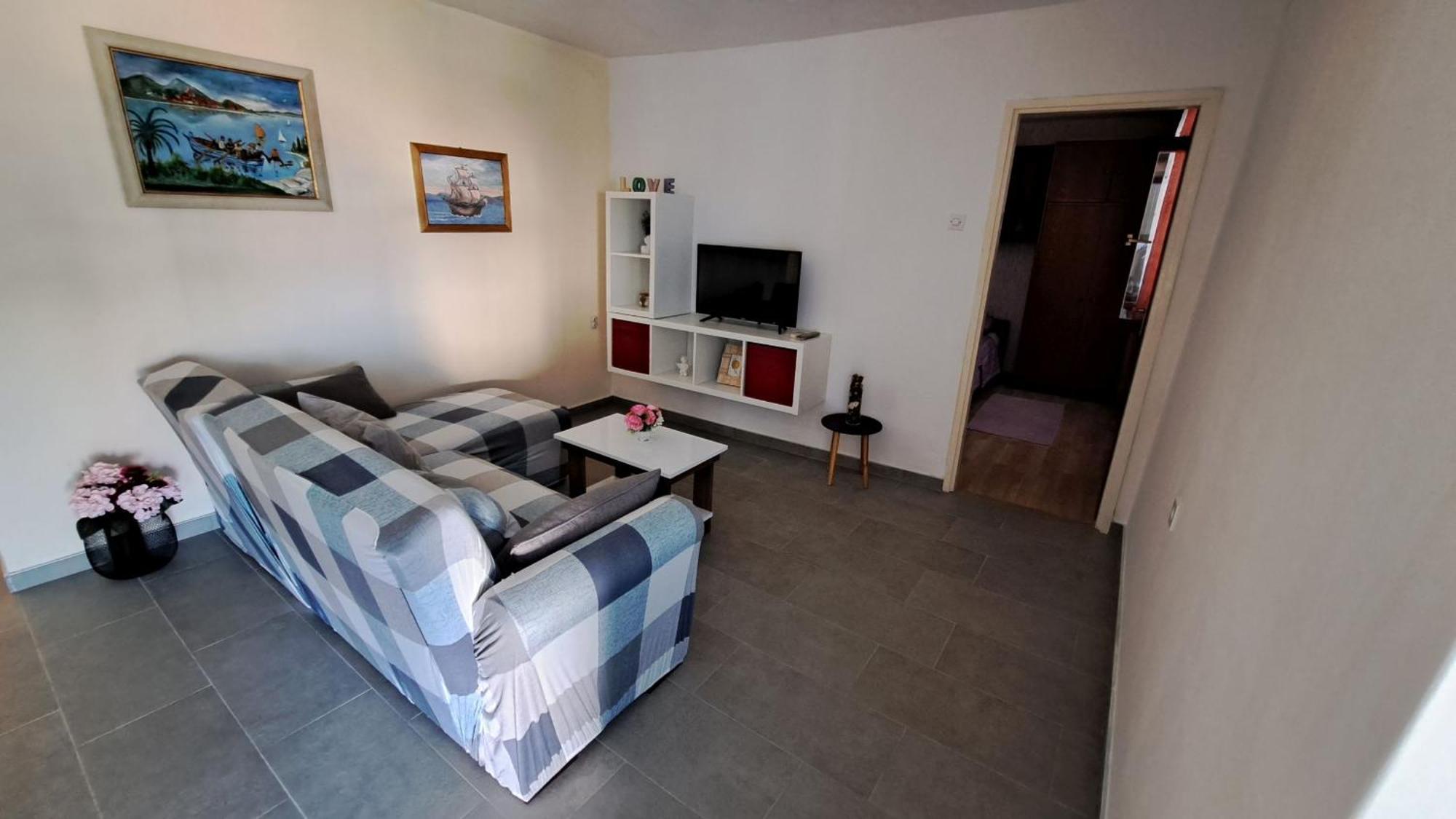 Apartments Damjan Brist Exterior foto